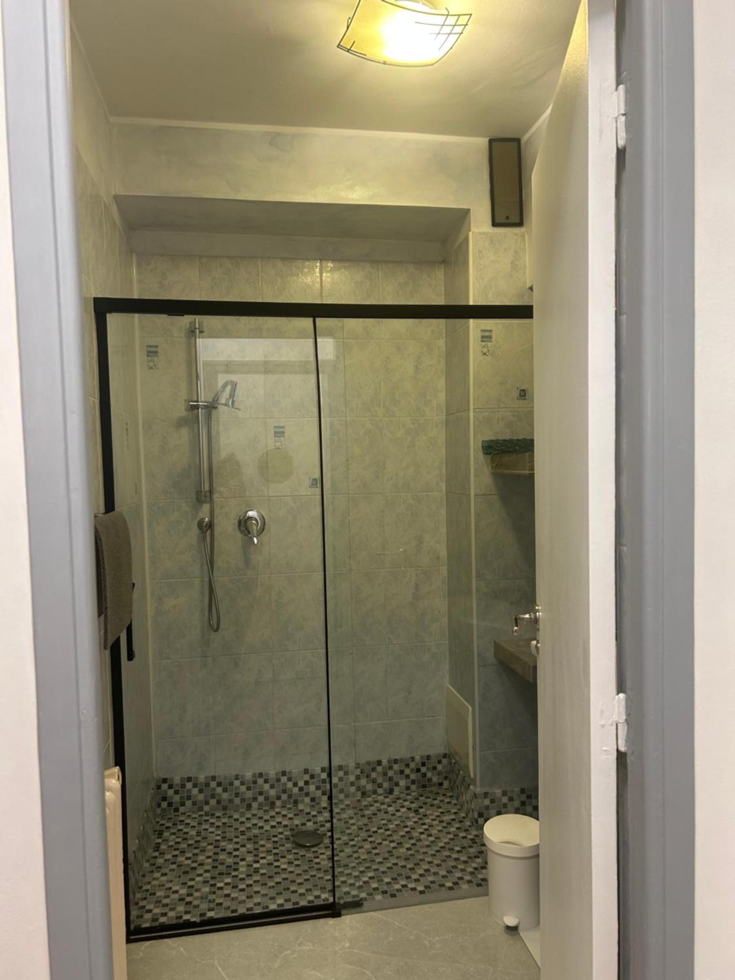 Location Saisonniere Apartment Menton Exterior foto
