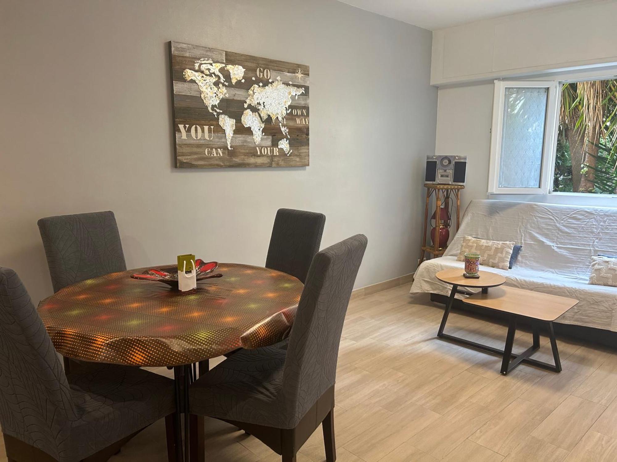 Location Saisonniere Apartment Menton Exterior foto